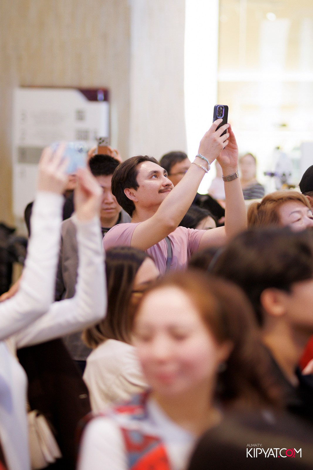 ПРЕЗЕНТАЦИЯ SAMSUNG S26. КИПЯТКОМ АЛМАТЫ! Фотосъемка мероприятий в Алматы