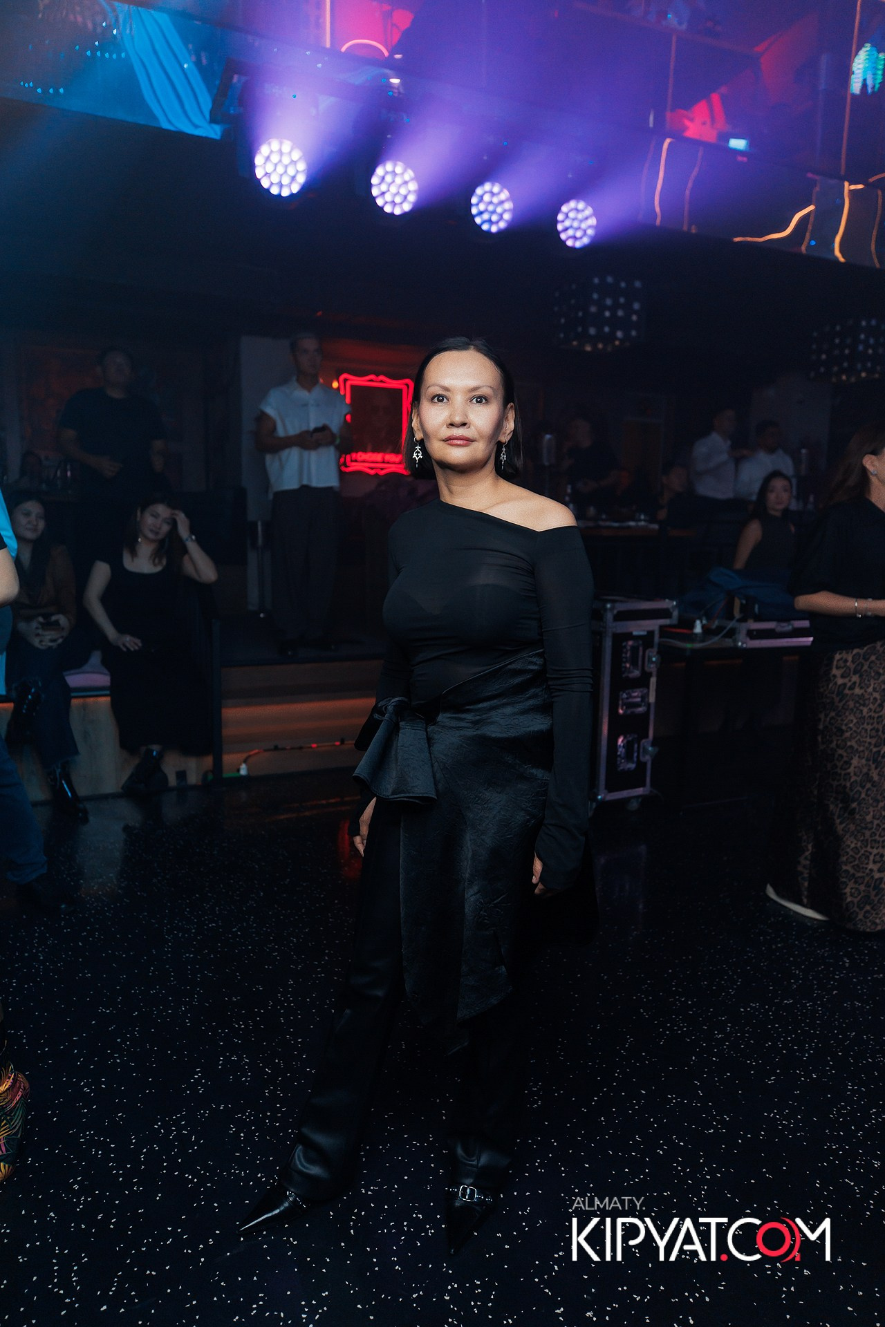 КОНЦЕРТ ГРУППЫ HIFI SANTA BARBARA. КИПЯТКОМ АЛМАТЫ!