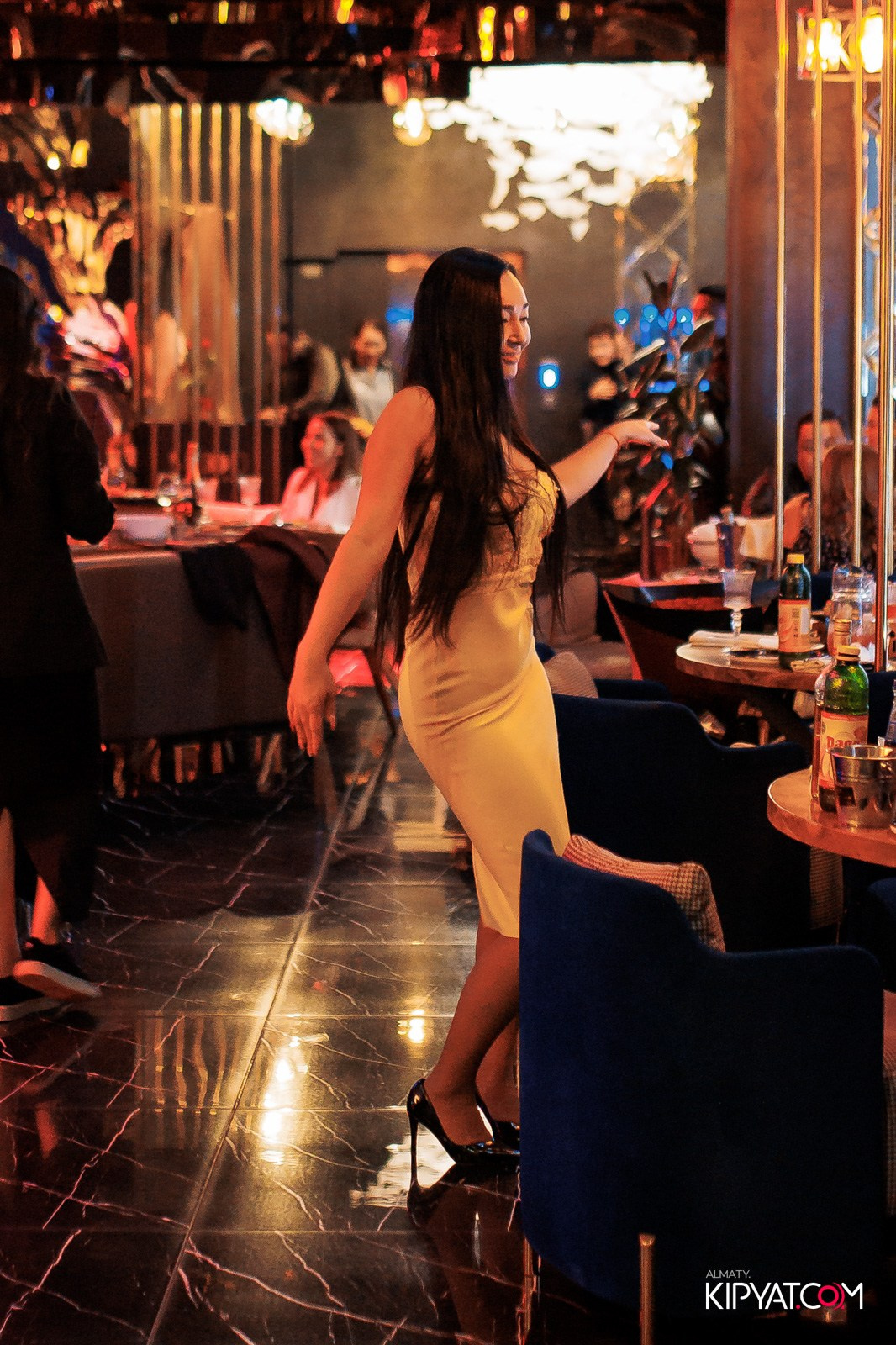 MOOD KARAOKE & TERRACE. КИПЯТКОМ АЛМАТЫ!