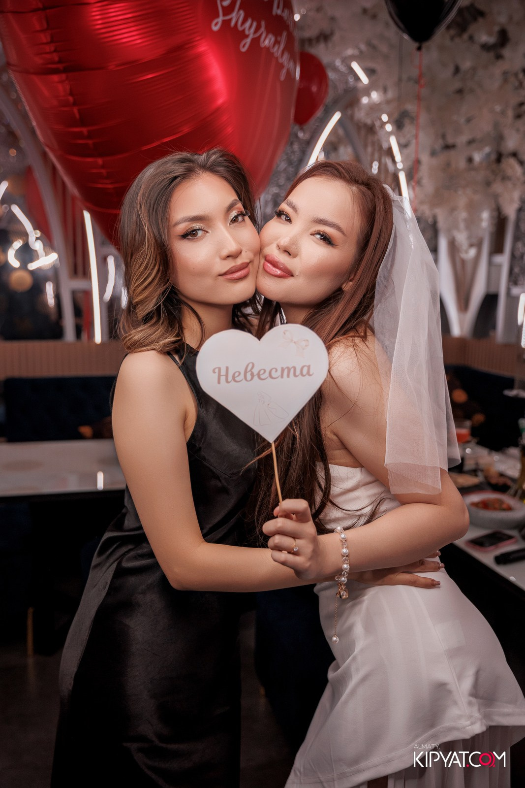 MOOD KARAOKE & TERRACE. КИПЯТКОМ АЛМАТЫ!