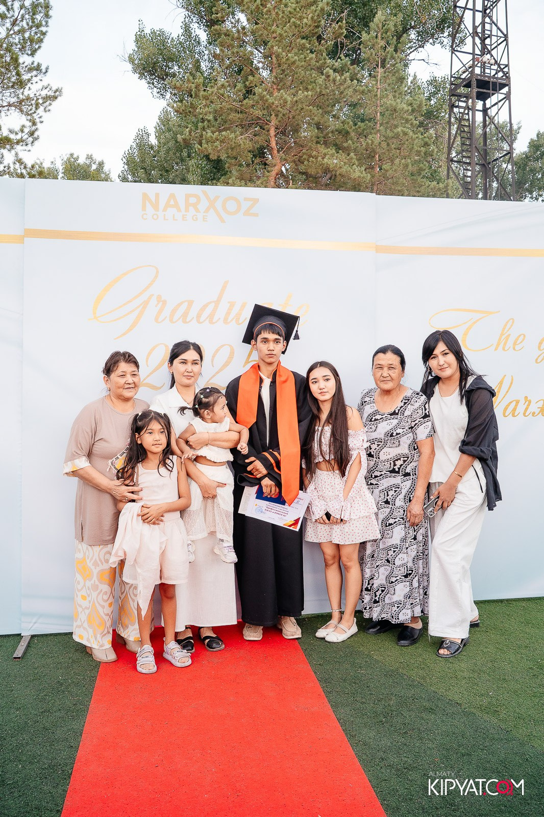 ВРУЧЕНИЕ ДИПЛОМОВ — НАРХОЗ КОЛЛЕДЖ. Part 1. КИПЯТКОМ АЛМАТЫ!