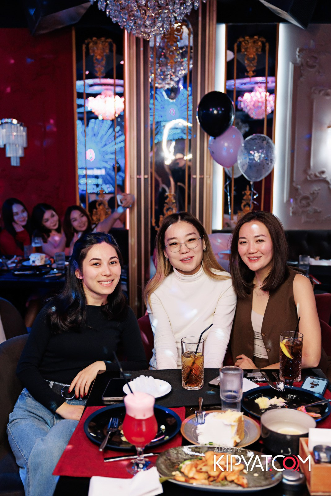 ЗАЯ, НА БИС. КИПЯТКОМ АЛМАТЫ!