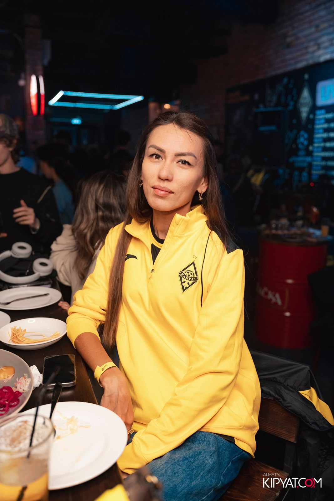 HARVEY'S PUB. КИПЯТКОМ АЛМАТЫ!