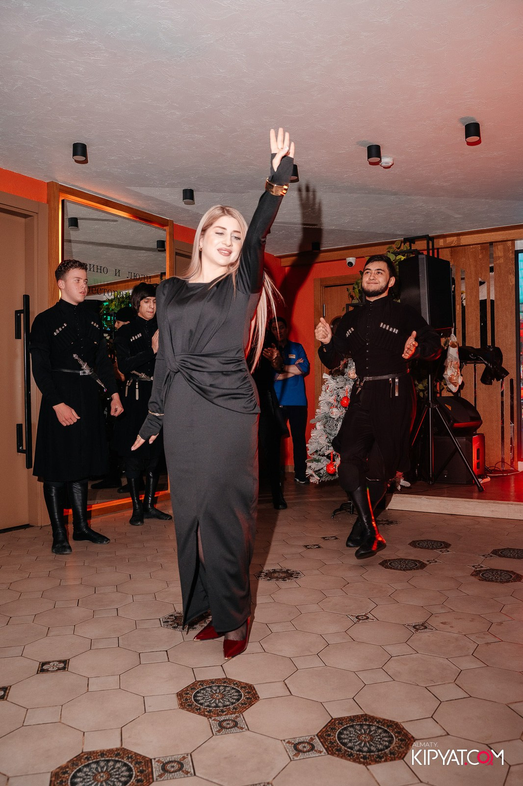 MODI RESTORANCHIK. КИПЯТКОМ АЛМАТЫ!