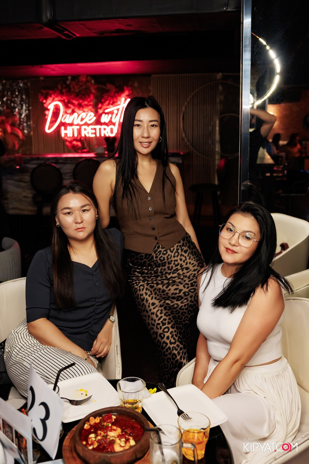 МУЗЫКАЛЬНОЕ ЛОТО В HIT RETRO. КИПЯТКОМ АЛМАТЫ!