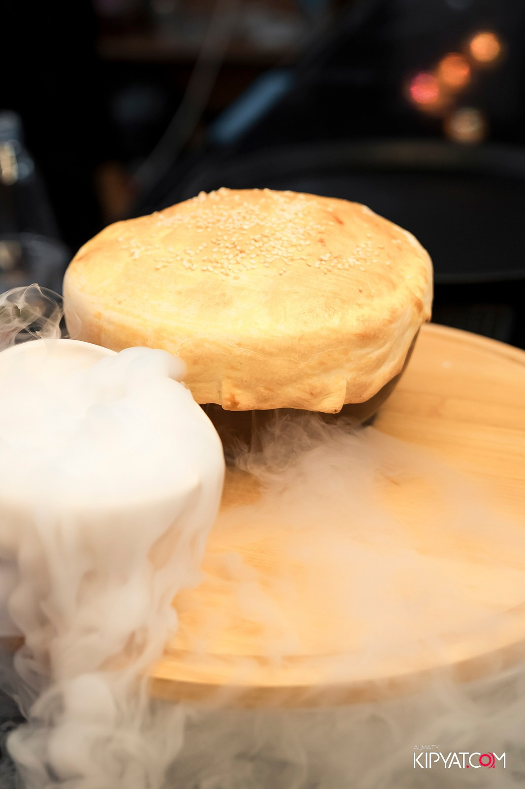 СЕМЕЙНЫЙ РЕСТОРАН BAZAAR. КИПЯТКОМ АЛМАТЫ!