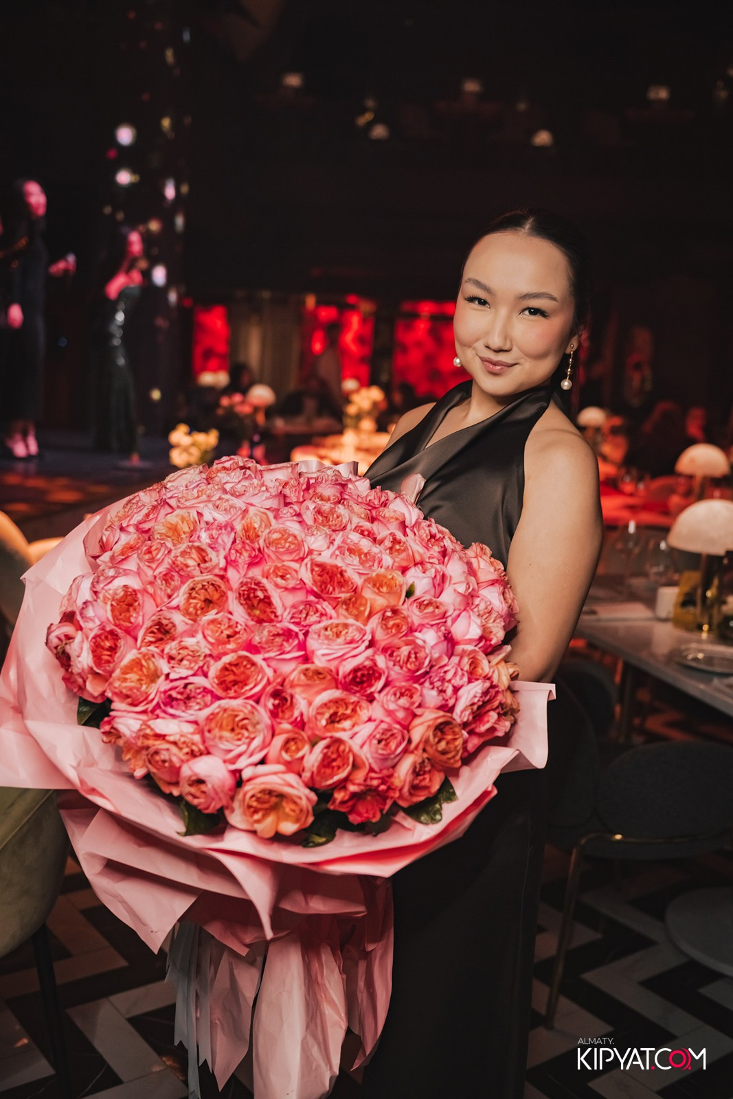 QUEEN. КИПЯТКОМ АЛМАТЫ!