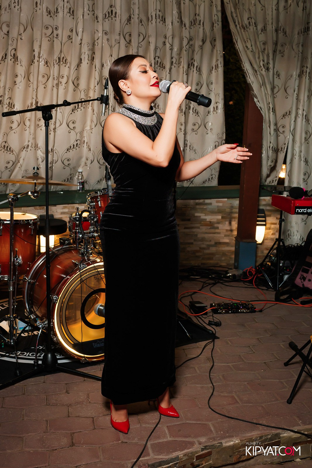 РЕСТОРАН УЧ ЛЯГАН. КИПЯТКОМ АЛМАТЫ!