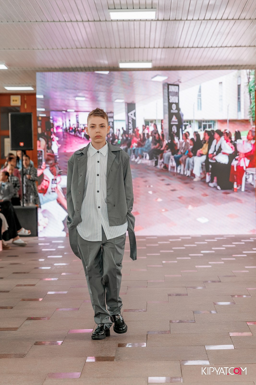 JUNIOR FASHION SHOW. КИПЯТКОМ АЛМАТЫ!