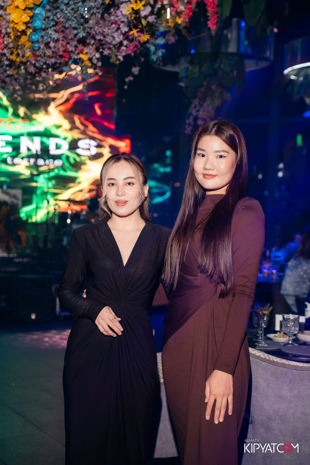 FRIENDS BAR & TERRACE. КИПЯТКОМ АЛМАТЫ!