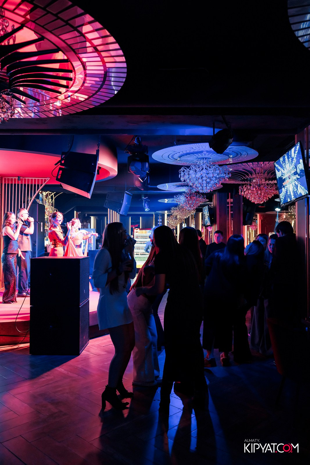 ЗАЯ, НА БИС. КИПЯТКОМ АЛМАТЫ! Фотосъемка мероприятий в Алматы