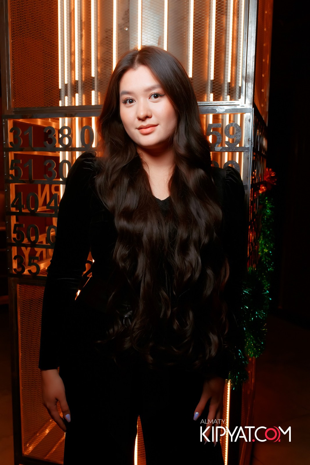 SPACE LOUNGE BAR. КИПЯТКОМ АЛМАТЫ!