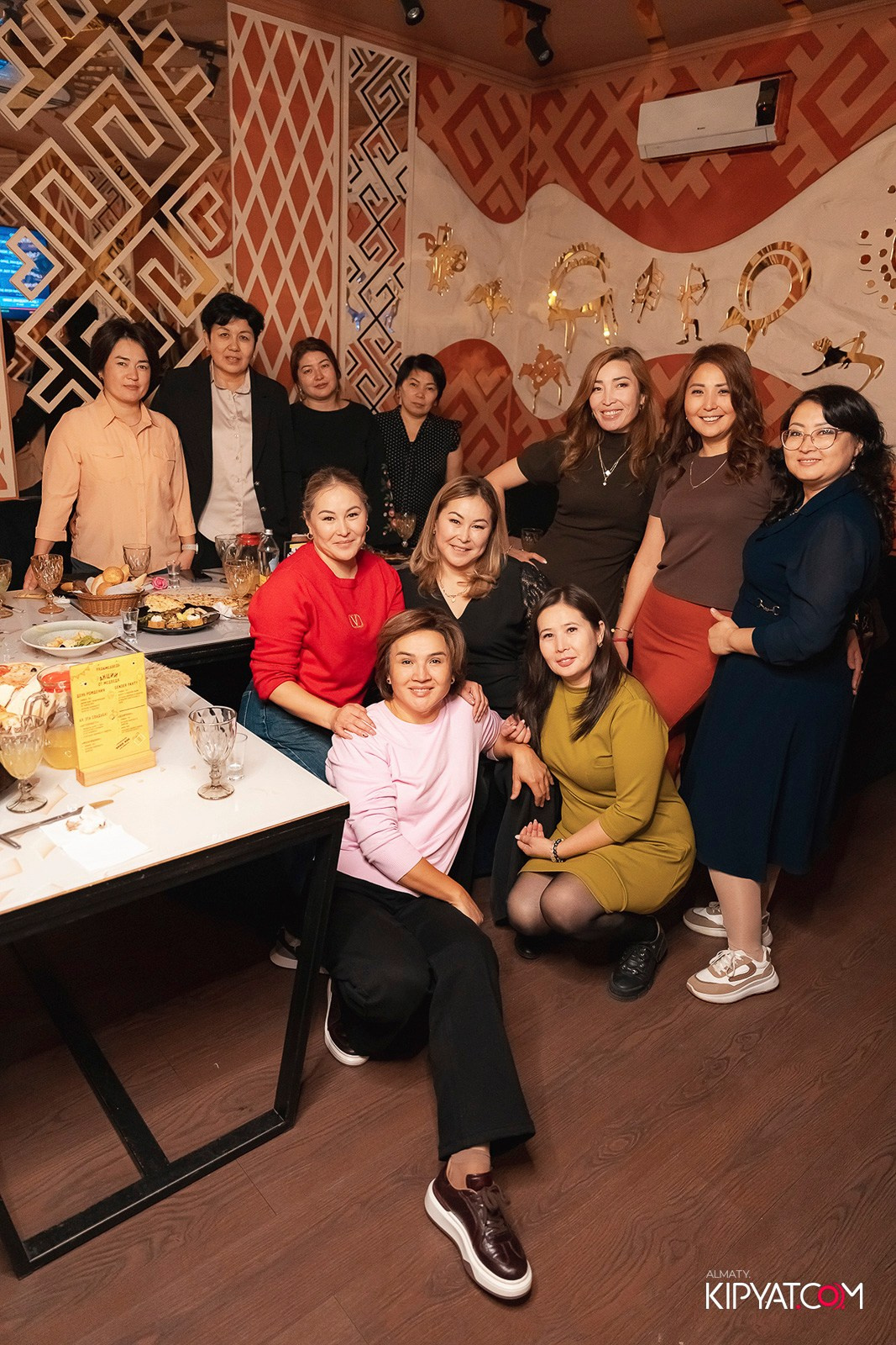 УХО И МЕДВЕДЬ НА ГАГАРИНА. КИПЯТКОМ АЛМАТЫ!