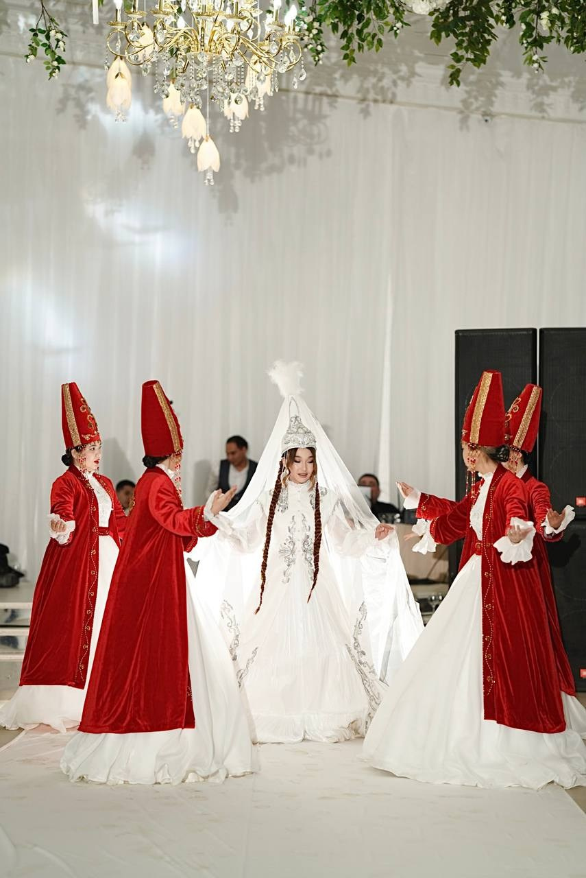 Выход невесты. Қойшин Абылай