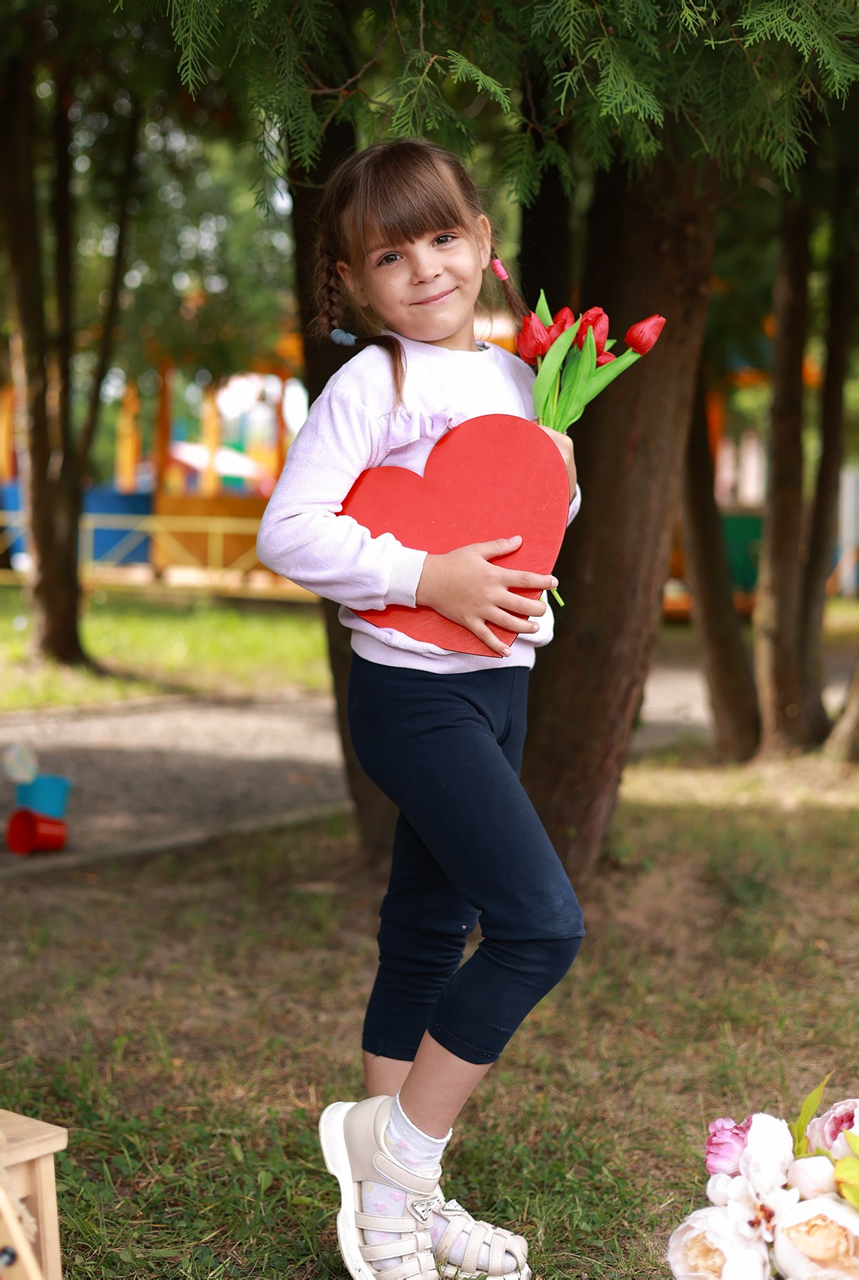 Лето Улица. Выпускные альбомы в Иваново в детский сад и школу. Александр и Светлана Янкины