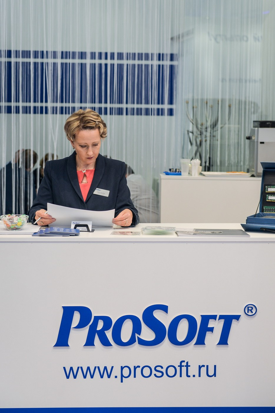 Выставки и конференции. Анастасия Петрович фотограф, фотокорреспондент в Москве и Санкт-Петербурге. Фотосъёмка репортажа, мероприятия, корпоративная съёмка, контент