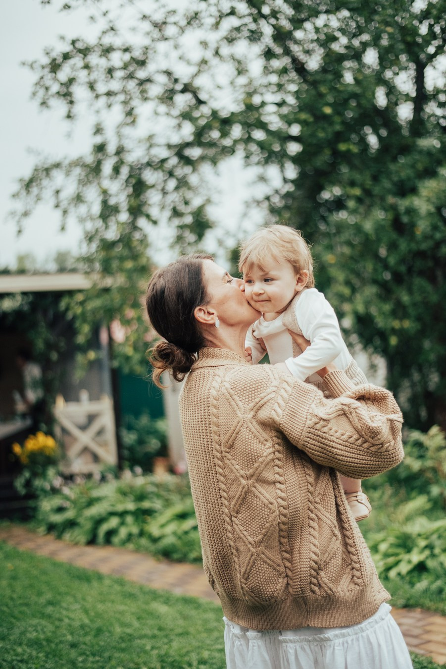 Годик | на даче