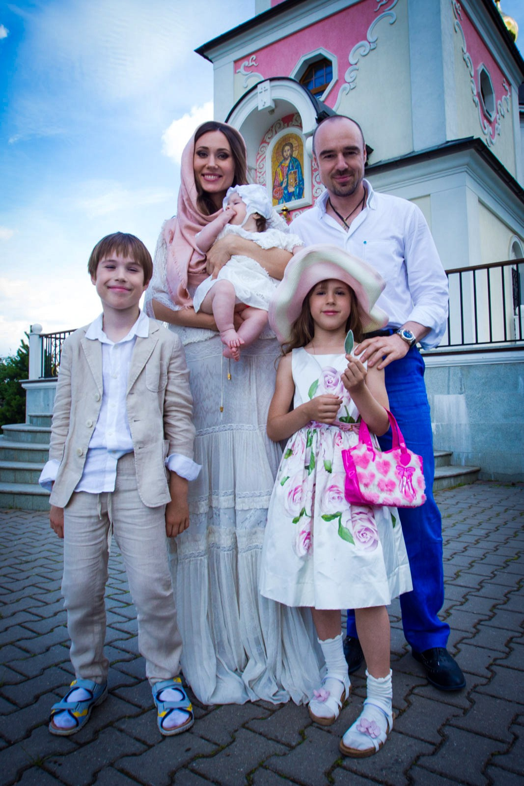 ВЫПИСКА И КРЕЩЕНИЕ. Фотограф и видеограф для бизнеса в Москве — фуд, рестораны, интерьер, контент | Sizov Studio