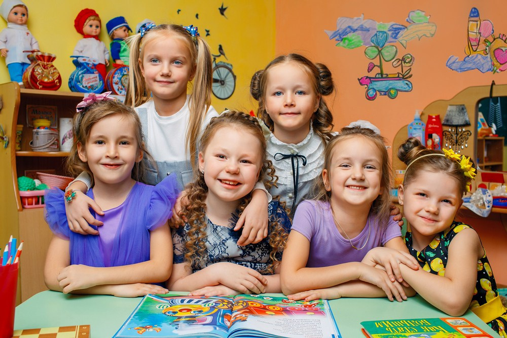 выпускные альбомы Йошкар-Ола, выпускные фотокниги Йошкар-Ола, видеосъемка выпускных Йошкар-Ола, выпускной Йошкар-Ола, оператор на выпускной Йошкар-ола, видеограф Йошкар-Ола, фотограф Йошкар-Ола, видеосъемка детских утренников Йошкар-Ола, фотосъемка детских утренников Йошкар-Ола, альбомы Йошкар-Ола, выпускные папки Йошкар-Ола, простые выпускные альбомы Йошкар-Ола, дешевые выпускные альбомы Йошкар-Ола, недорогие выпускные альбомы Йошкар-Ола