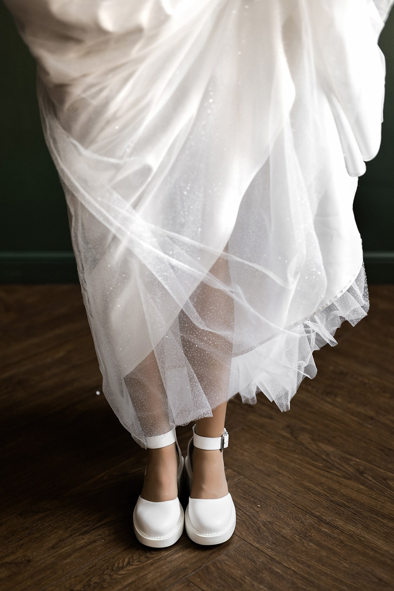 Свадебная фотосессия в фотостудии в Красноярске. 📸 Свадебный и семейный фотограф в Красноярске Тихомиров Евгений | 17 лет опыта | 800+ свадеб