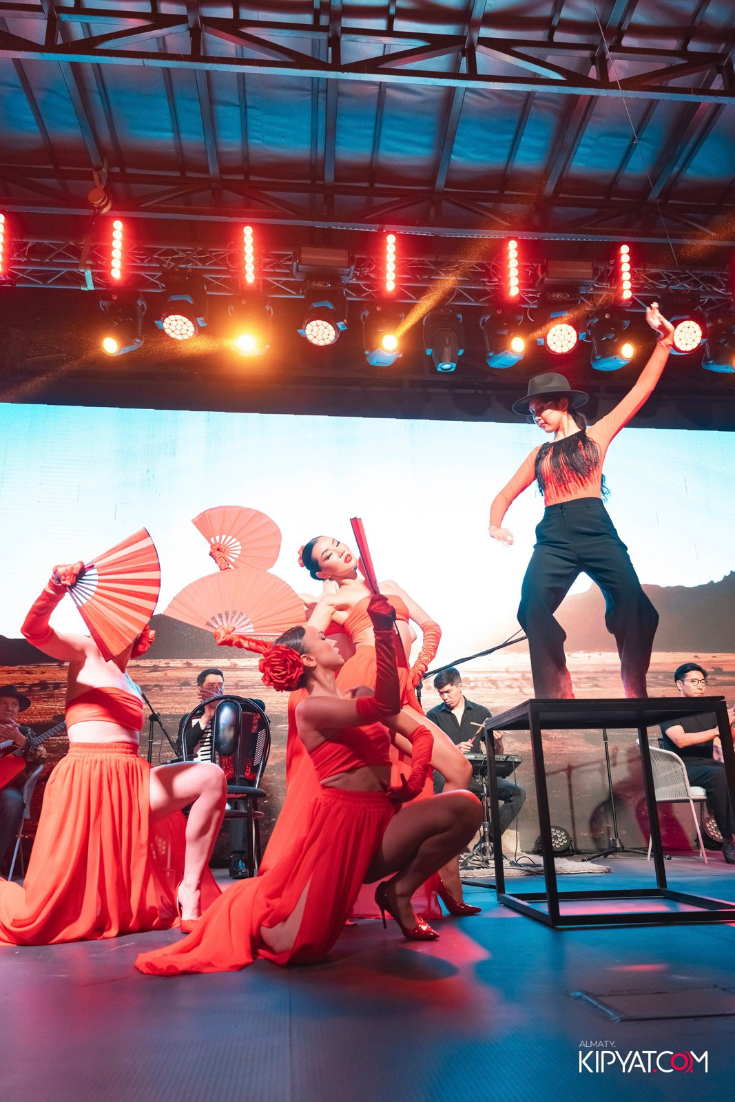 QUEEN. КИПЯТКОМ АЛМАТЫ!