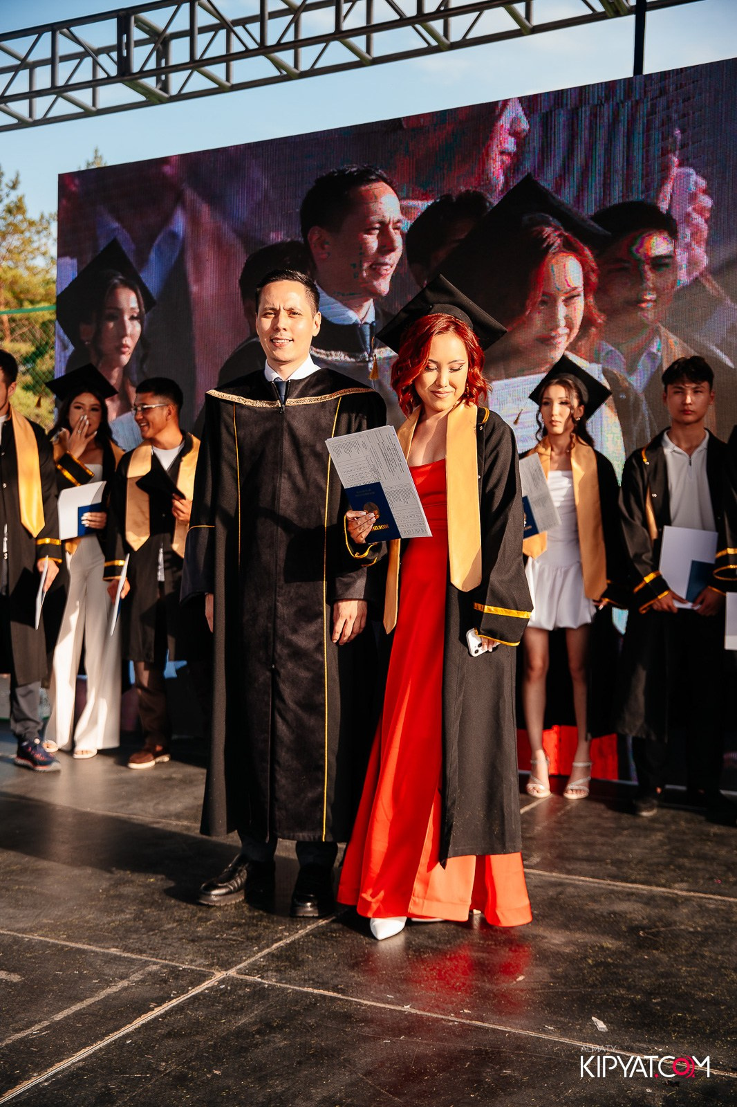 ВРУЧЕНИЕ ДИПЛОМОВ — НАРХОЗ КОЛЛЕДЖ. Part 3. КИПЯТКОМ АЛМАТЫ!