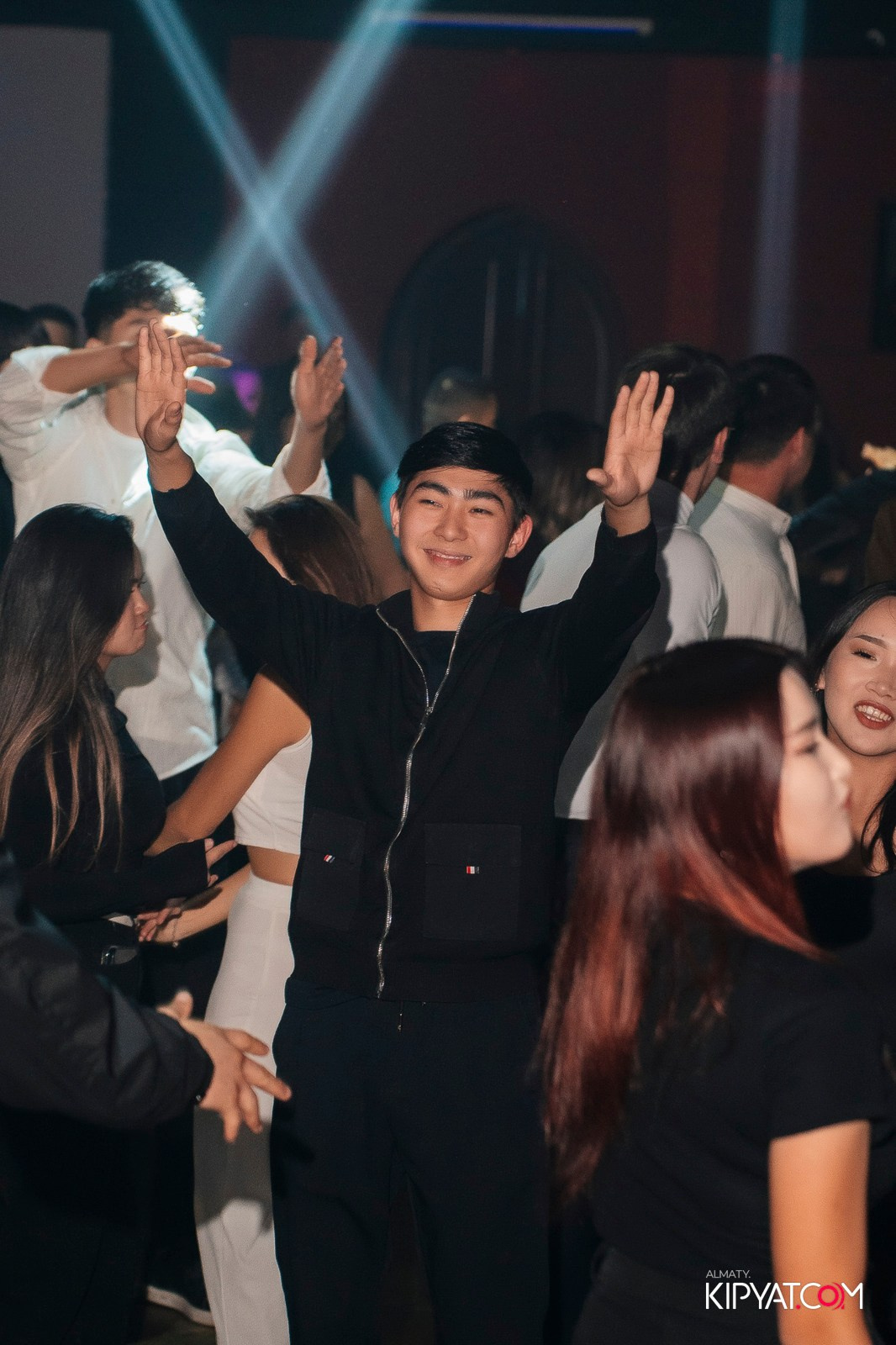 ARAGOSTA. КИПЯТКОМ АЛМАТЫ!