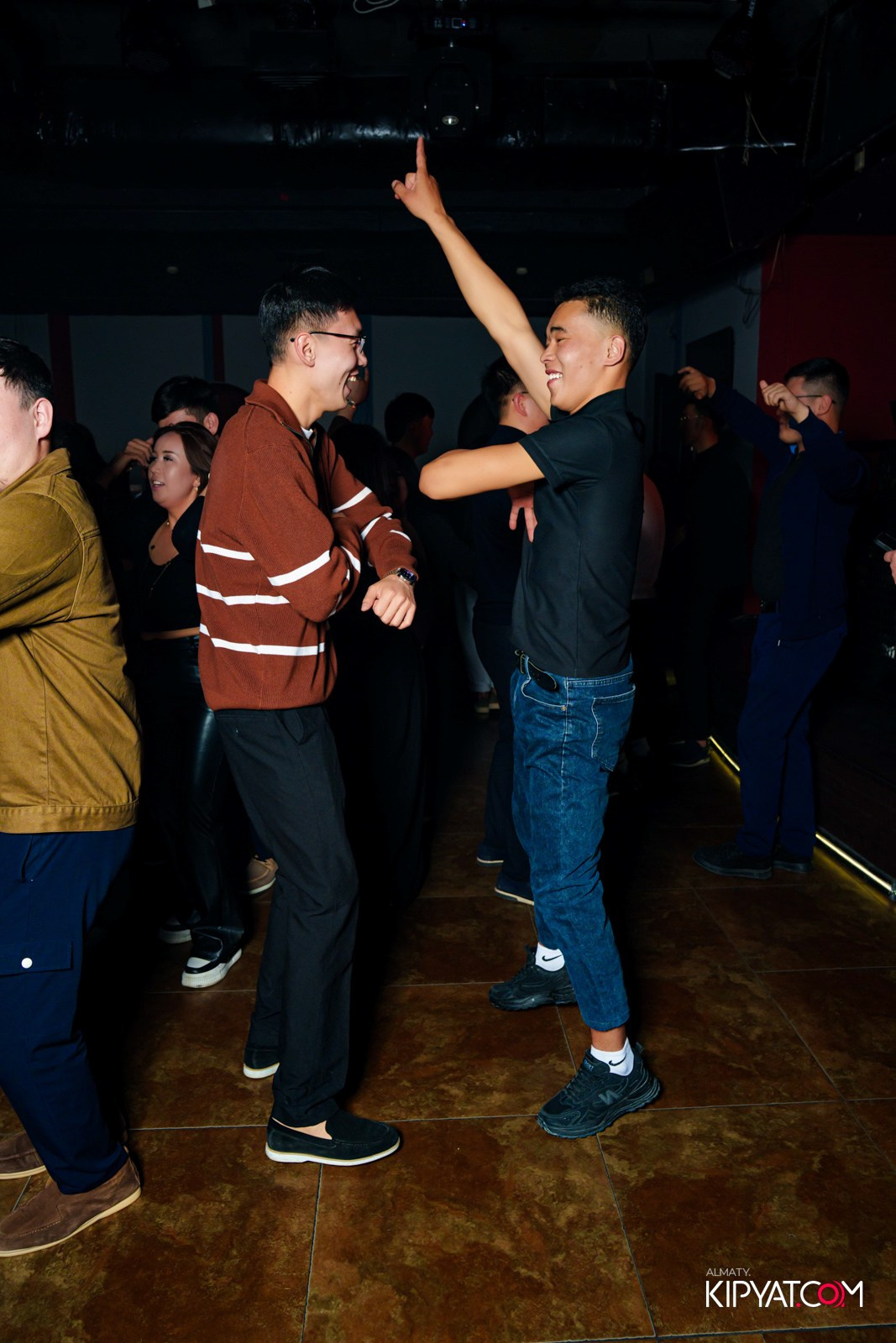 ARAGOSTA. КИПЯТКОМ АЛМАТЫ!