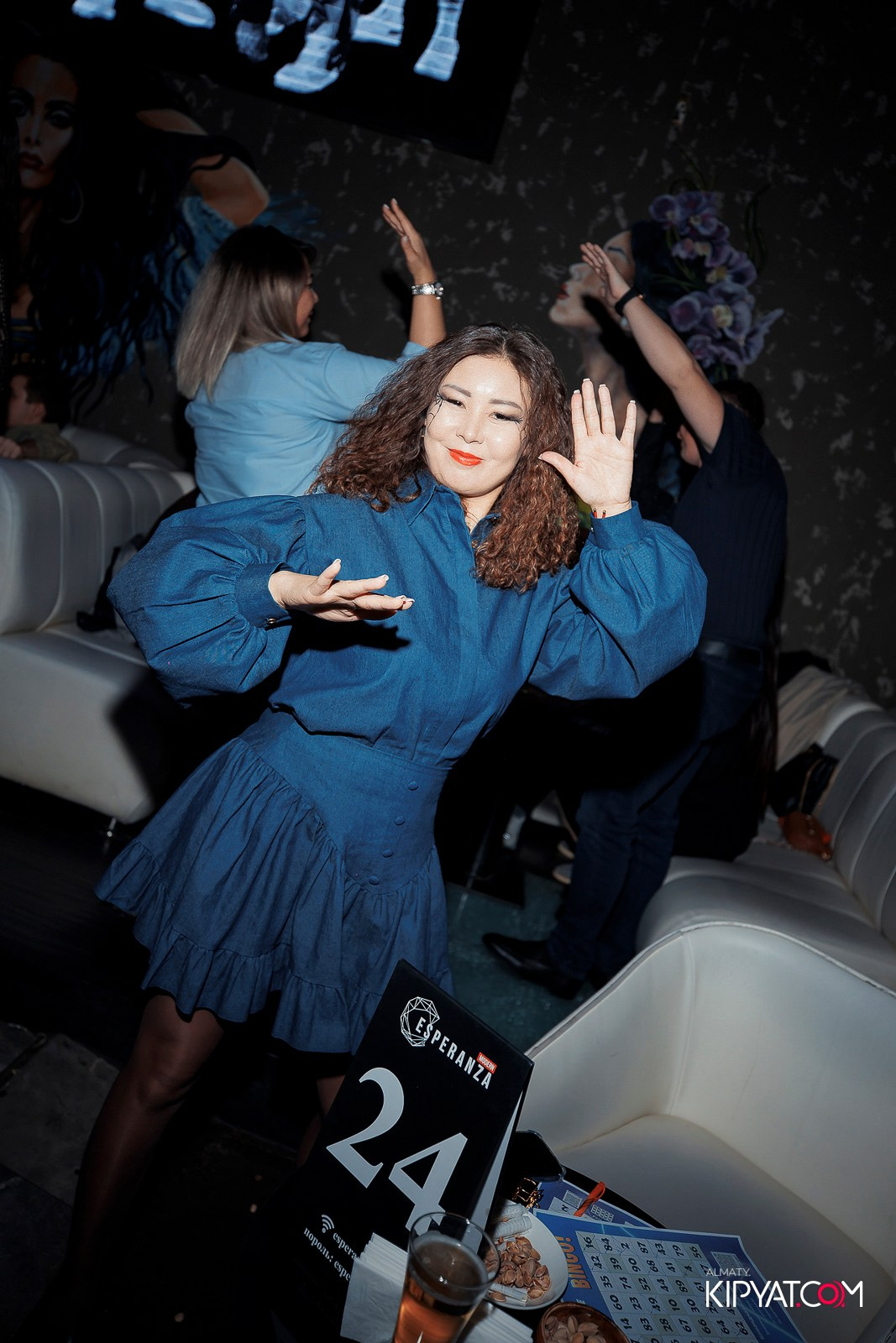 МУЗЫКАЛЬНОЕ ЛОТО В HIT RETRO. КИПЯТКОМ АЛМАТЫ!