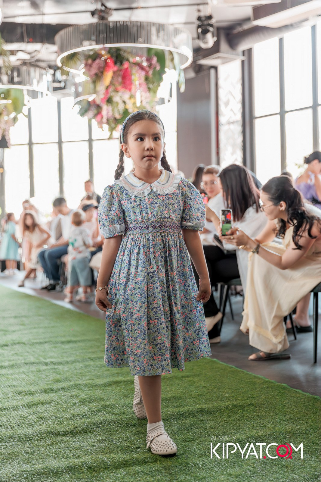 PROM KIDS FASHION SHOW. КИПЯТКОМ АЛМАТЫ!