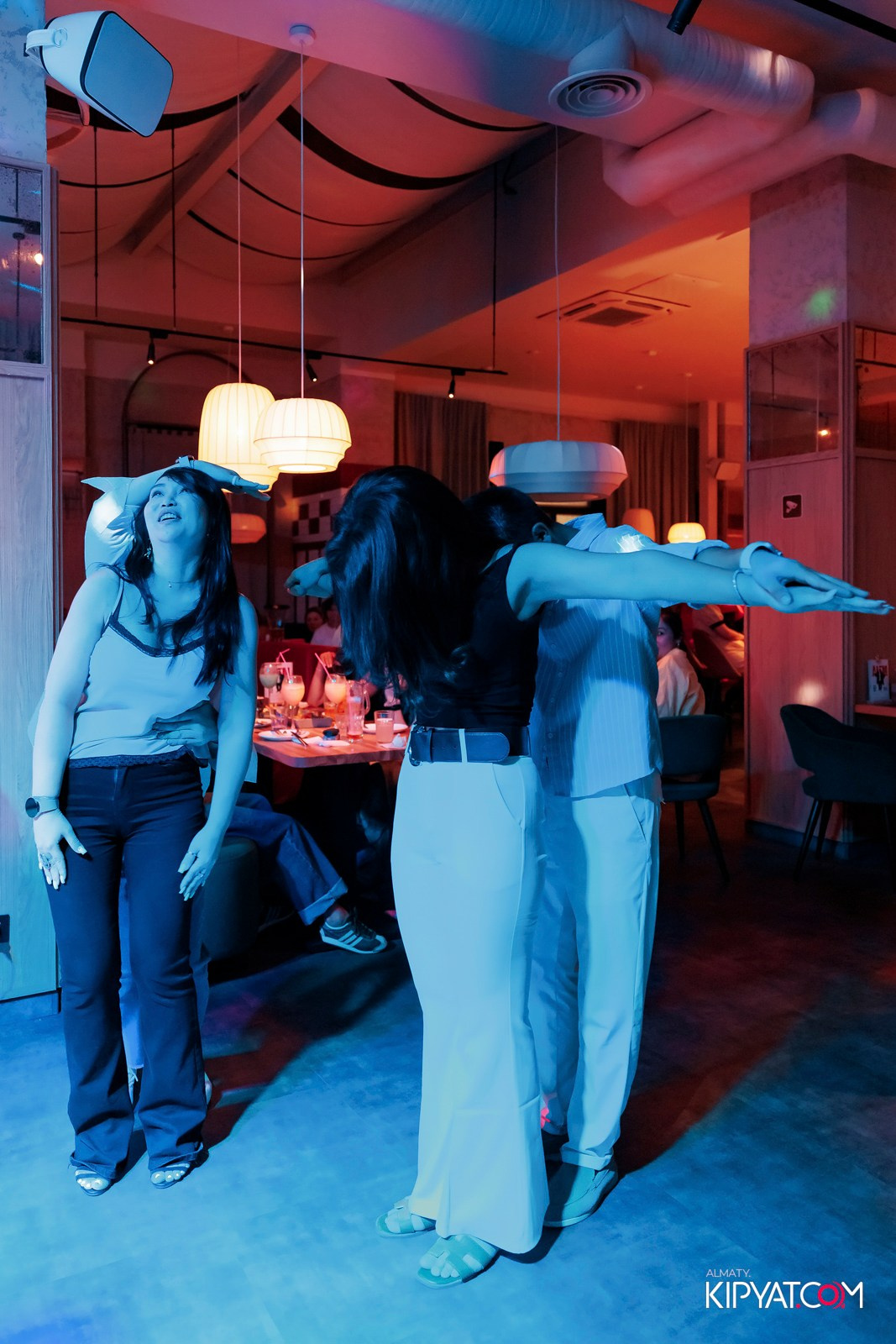 ALEM В PINTA НА ТУЛЕБАЕВА. КИПЯТКОМ АЛМАТЫ!