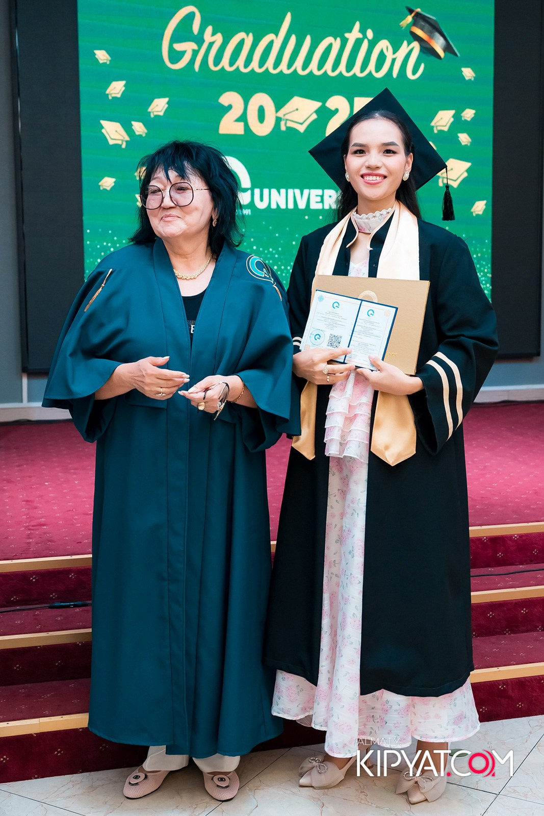 GRADUATION 2025 Q UNIVERSITY. КИПЯТКОМ АЛМАТЫ!