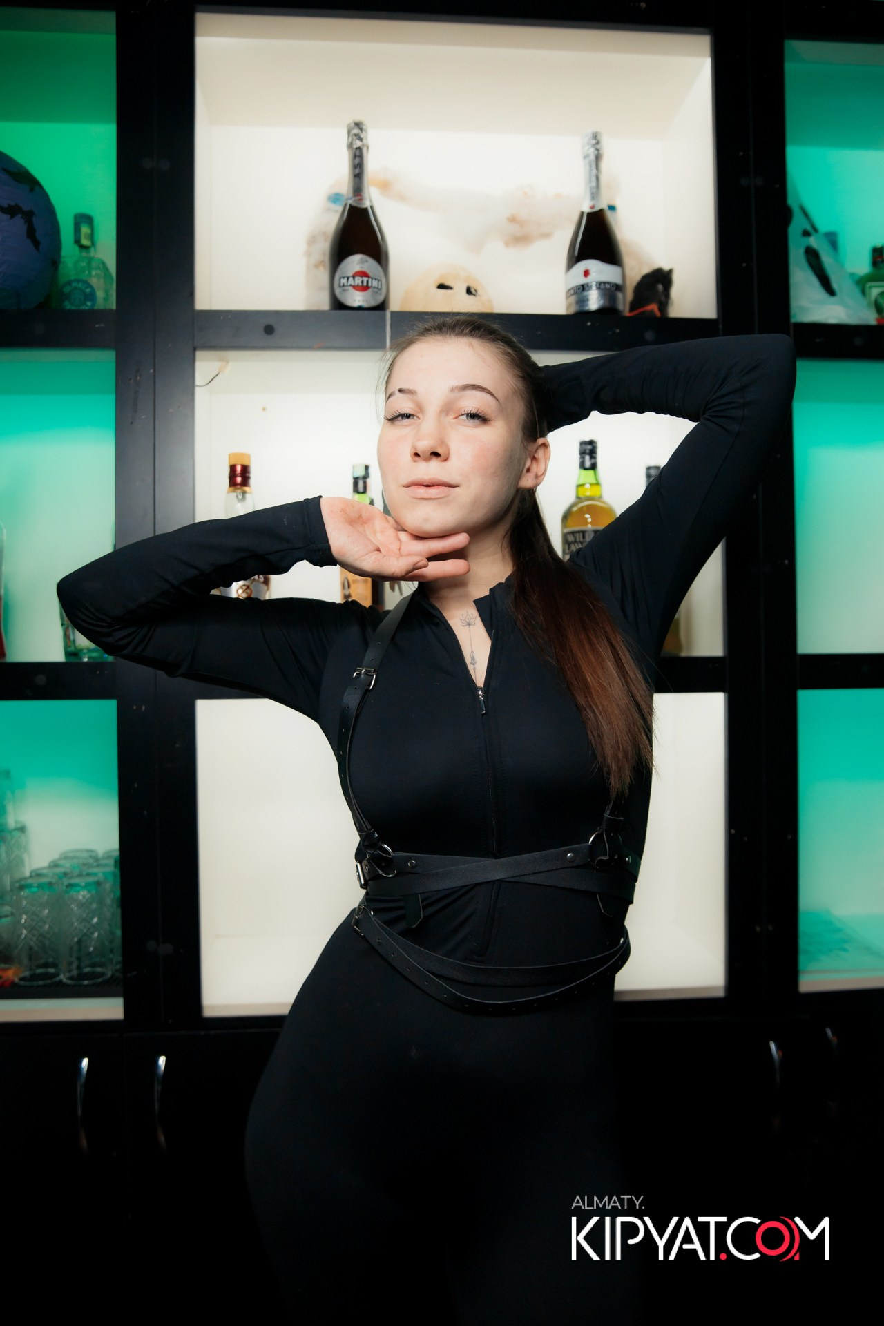 UYAT EMES BAR. КИПЯТКОМ АЛМАТЫ!