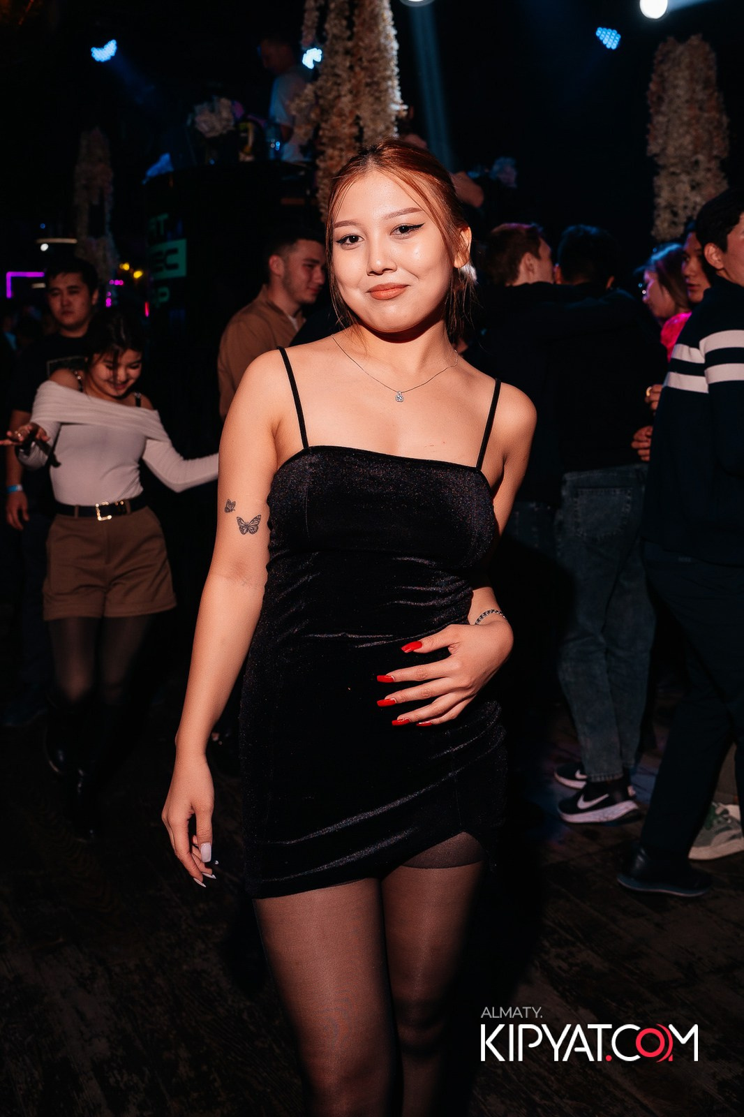 UYAT EMES BAR. КИПЯТКОМ АЛМАТЫ!