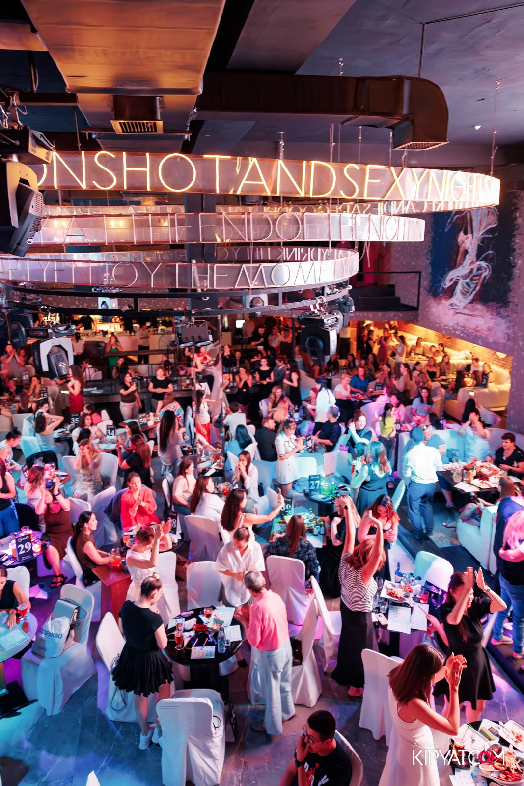 МУЗЫКАЛЬНОЕ ЛОТО В HIT RETRO. КИПЯТКОМ АЛМАТЫ!