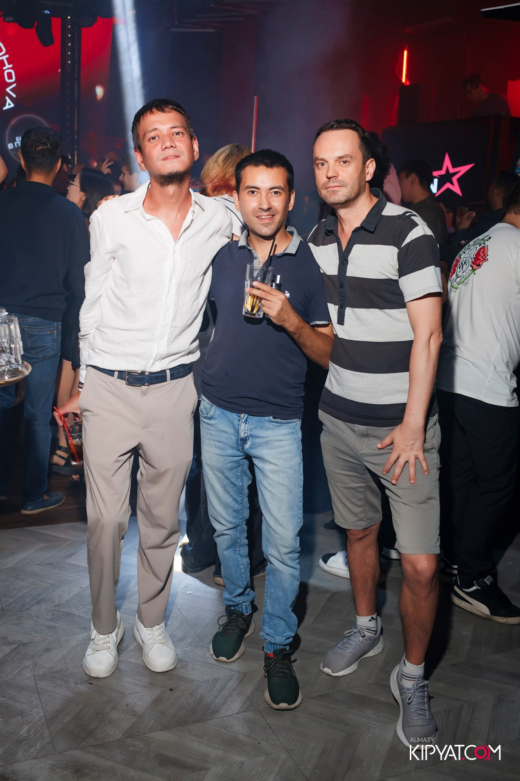 НОЧНОЙ КЛУБ ICON. КИПЯТКОМ АЛМАТЫ!