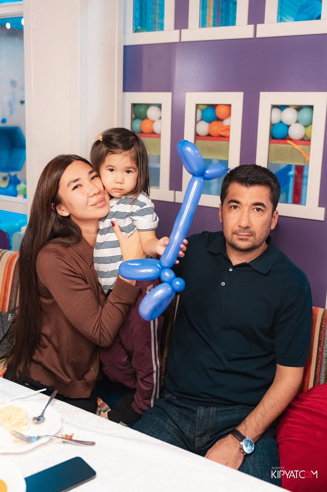 9 ЛЕТ ДОМ-РЕСТОРАНУ СЧАСТЬЕ. КИПЯТКОМ АЛМАТЫ!