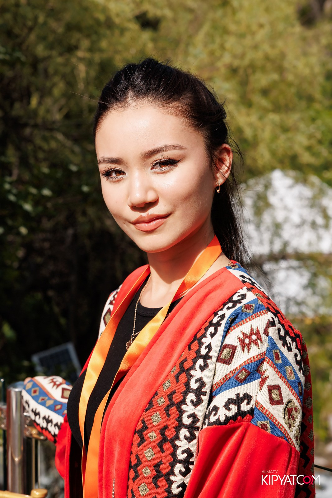 KANG REN TANG. КИПЯТКОМ АЛМАТЫ!