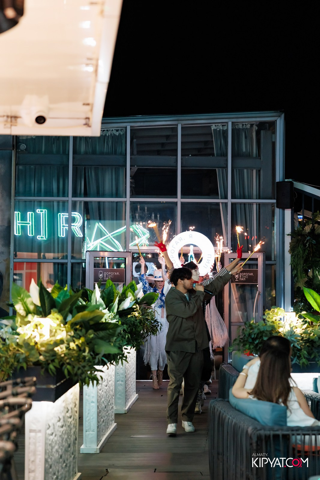 ДОРОГАЯ, Я НЕ ПИЛ. КИПЯТКОМ АЛМАТЫ!