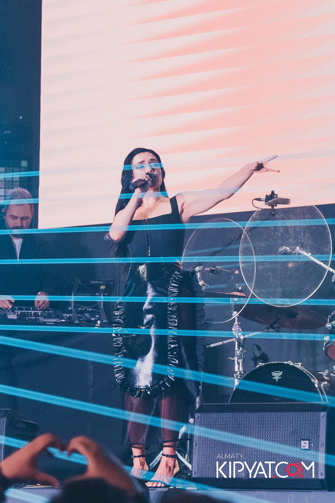 SANTA BARBARA — ВЫСТУПЛЕНИЕ ОЛЬГИ СЕРЯБКИНОЙ. КИПЯТКОМ АЛМАТЫ!