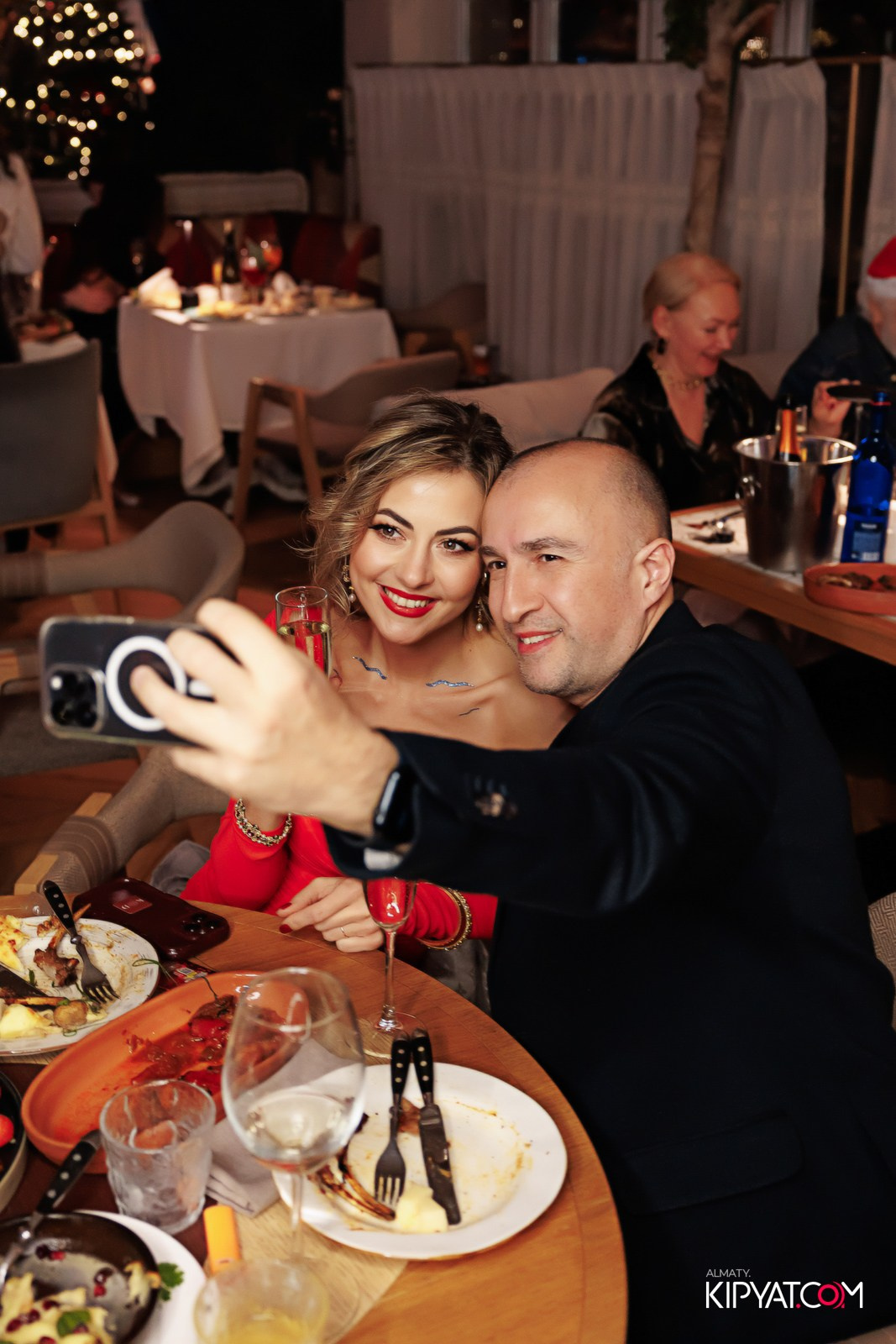 РЕСТОРАН MANANA. КИПЯТКОМ АЛМАТЫ!