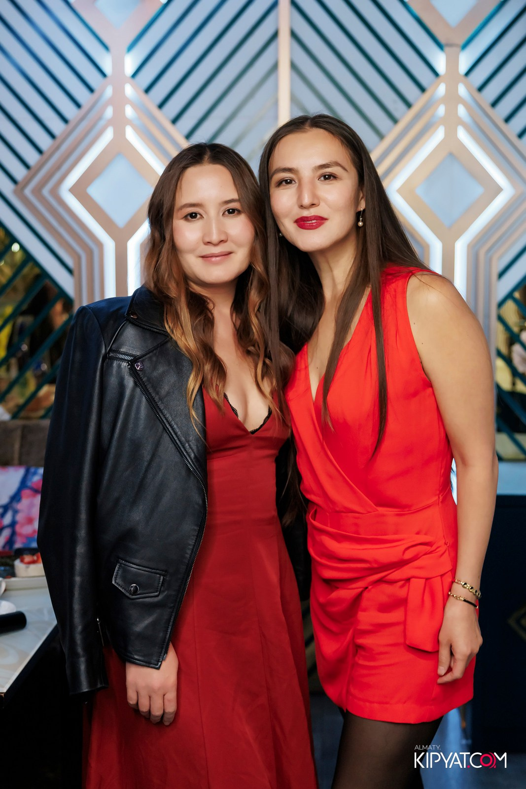 ЗАЯ, НА БИС. КИПЯТКОМ АЛМАТЫ!