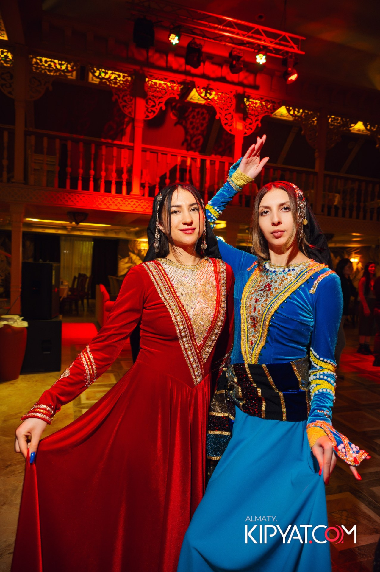 ALAZANI НА КАБАНБАЙ БАТЫРА. КИПЯТКОМ АЛМАТЫ!