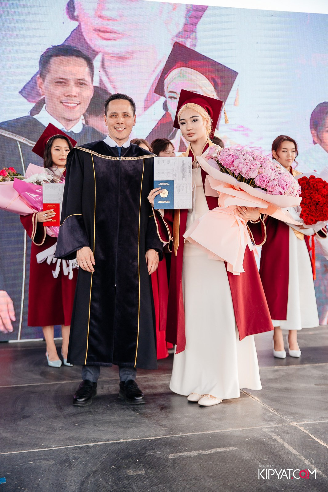 ВРУЧЕНИЕ ДИПЛОМОВ — НАРХОЗ КОЛЛЕДЖ. Part 4. КИПЯТКОМ АЛМАТЫ!