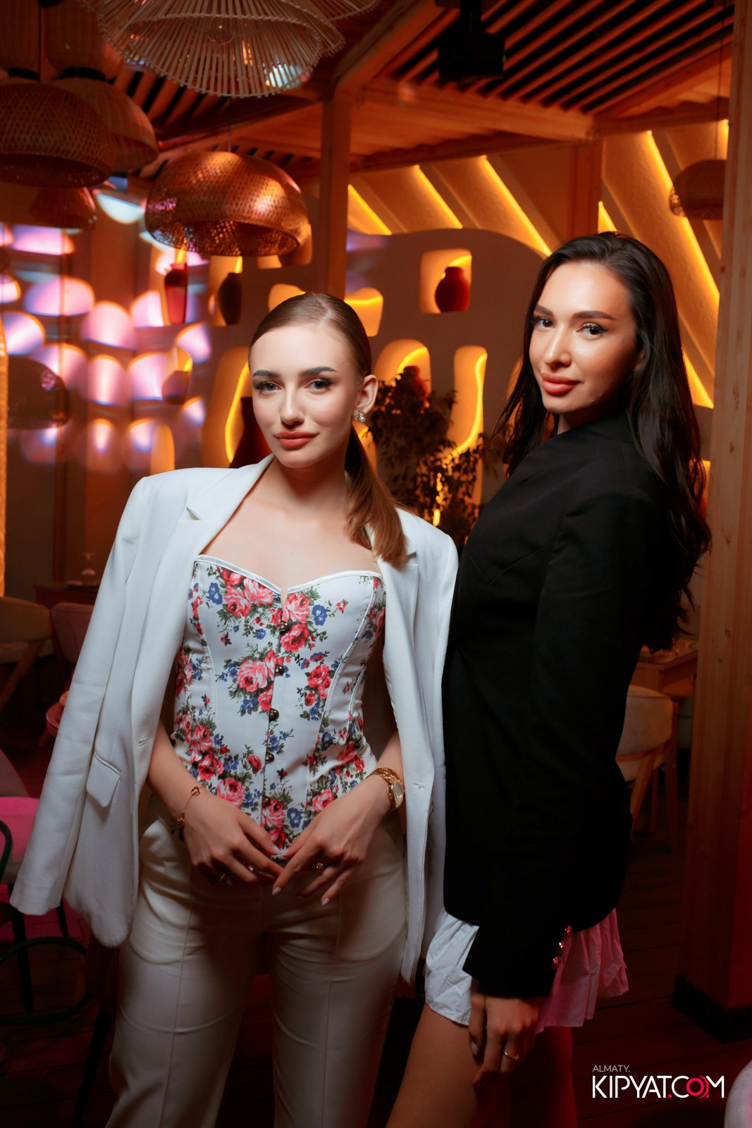 MOOD KARAOKE & TERRACE. КИПЯТКОМ АЛМАТЫ!