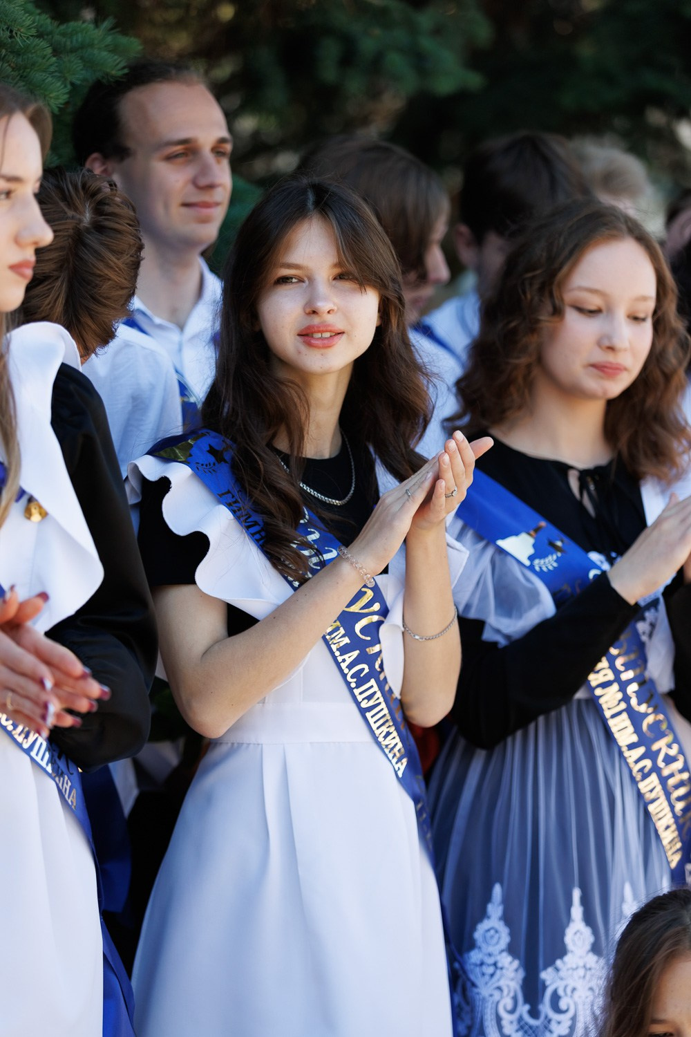 Последний звонок в Гимназии № 1, г. Севастополь. Свадебный фотограф, фотосъемка в Крыму, Севастополе, Симферополе, Ялте