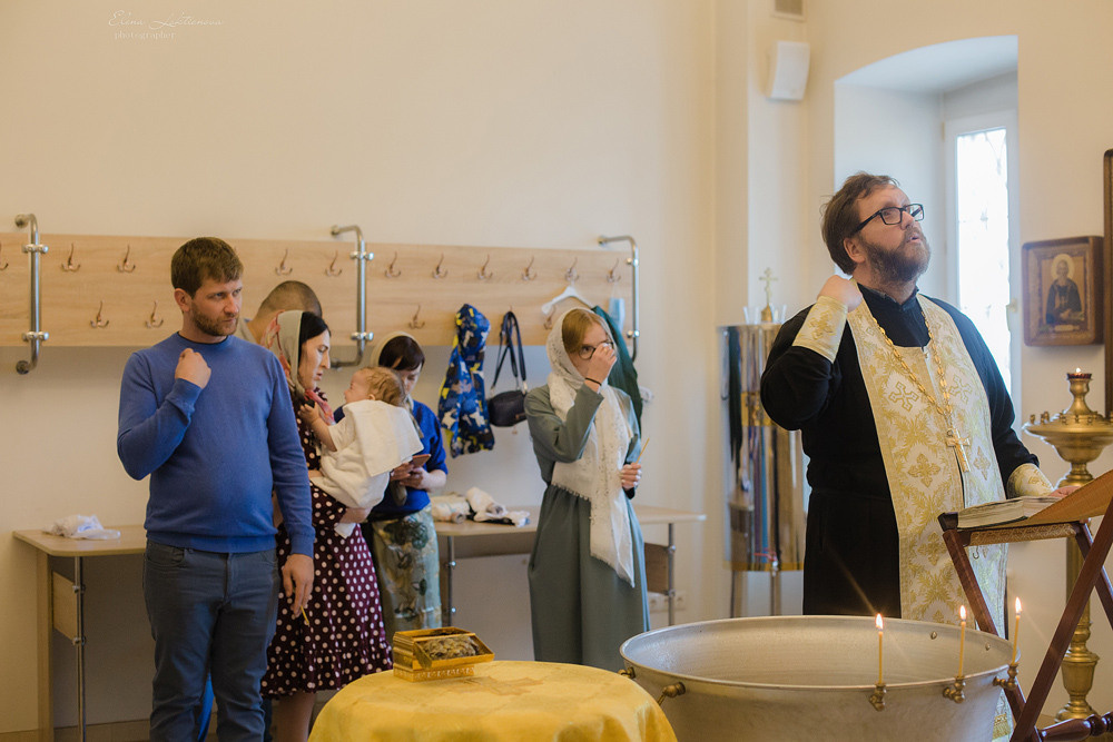 Таинство Крещения. Профессиональный фотограф в Подольске Елена Локтионова