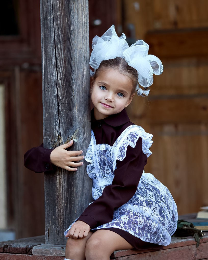 Школьники СССР. Выпускные альбомы и школьный фотограф в Подольске, Троицке, Щербинке, Москве и Московской области