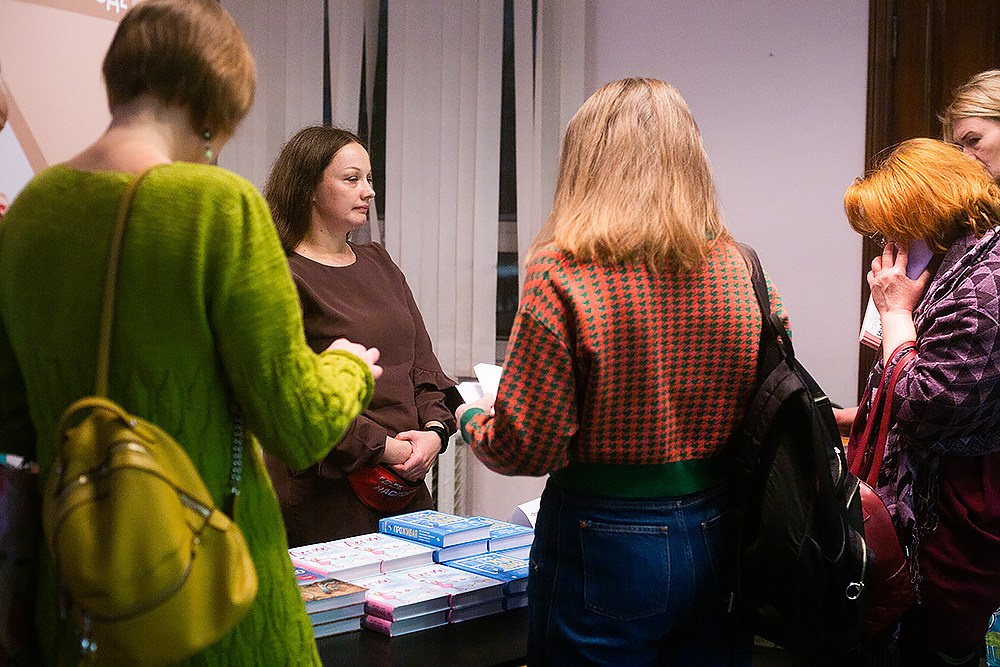 Стендап Ольги Савельевой «Всё обязательно наладится». Детский и семейный фотограф, фотограф мероприятий Нижний Новгород