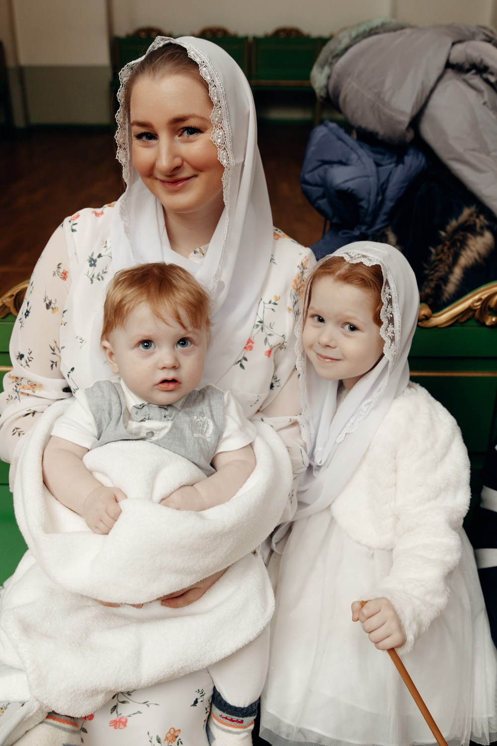 Крещение малыша в Никольском Соборе СПб. Фотограф крещение венчание в Петербурге! Помогает подобрать храм и посоветовал душевного батюшку в СПб
